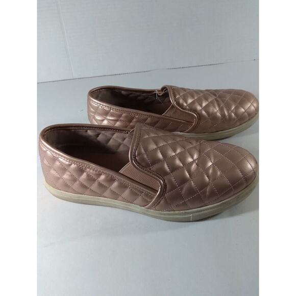 Torrid Pull On Quited Loafers Gold Sz11 - Picture 1 of 9